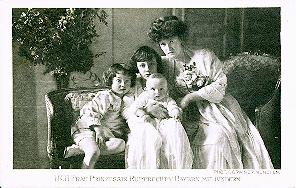 The Duchess of Cornwall and Rothesay with her three sons, 1909
