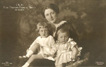 Princess Isabelle with Prince Ludwig and Princess Mary, c. 1916