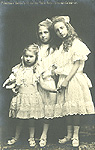 The daughters of the Duke and Duchess of Calabria, c. 1907
